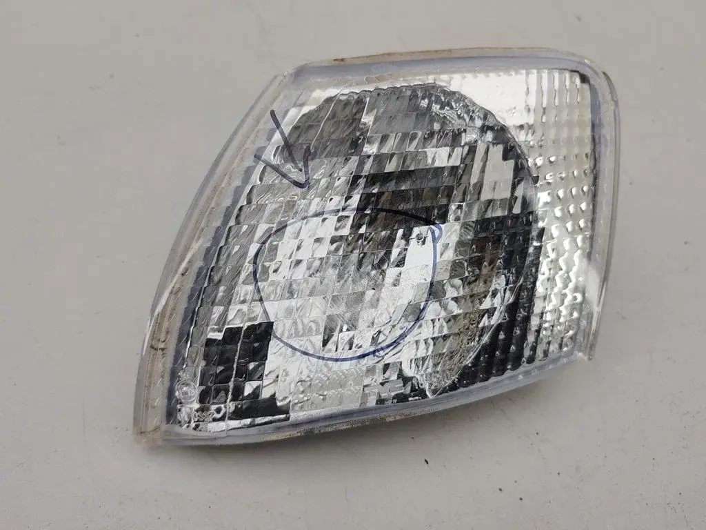 Поворотник 18-5104L