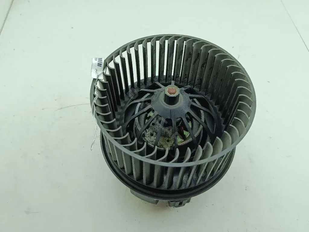 Моторчик печки 3M5H18456EC