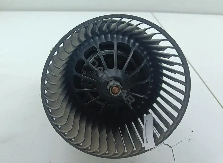 Моторчик печки 3M5H18456EC