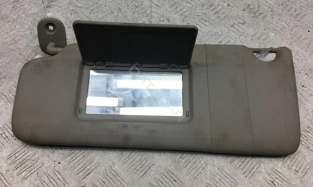 Козырек солнцезащитный 8200385101, 964010223R