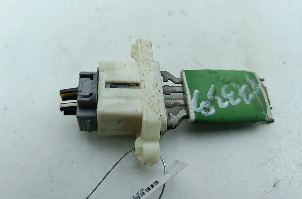 Резистор печки 3M5H18B647AC