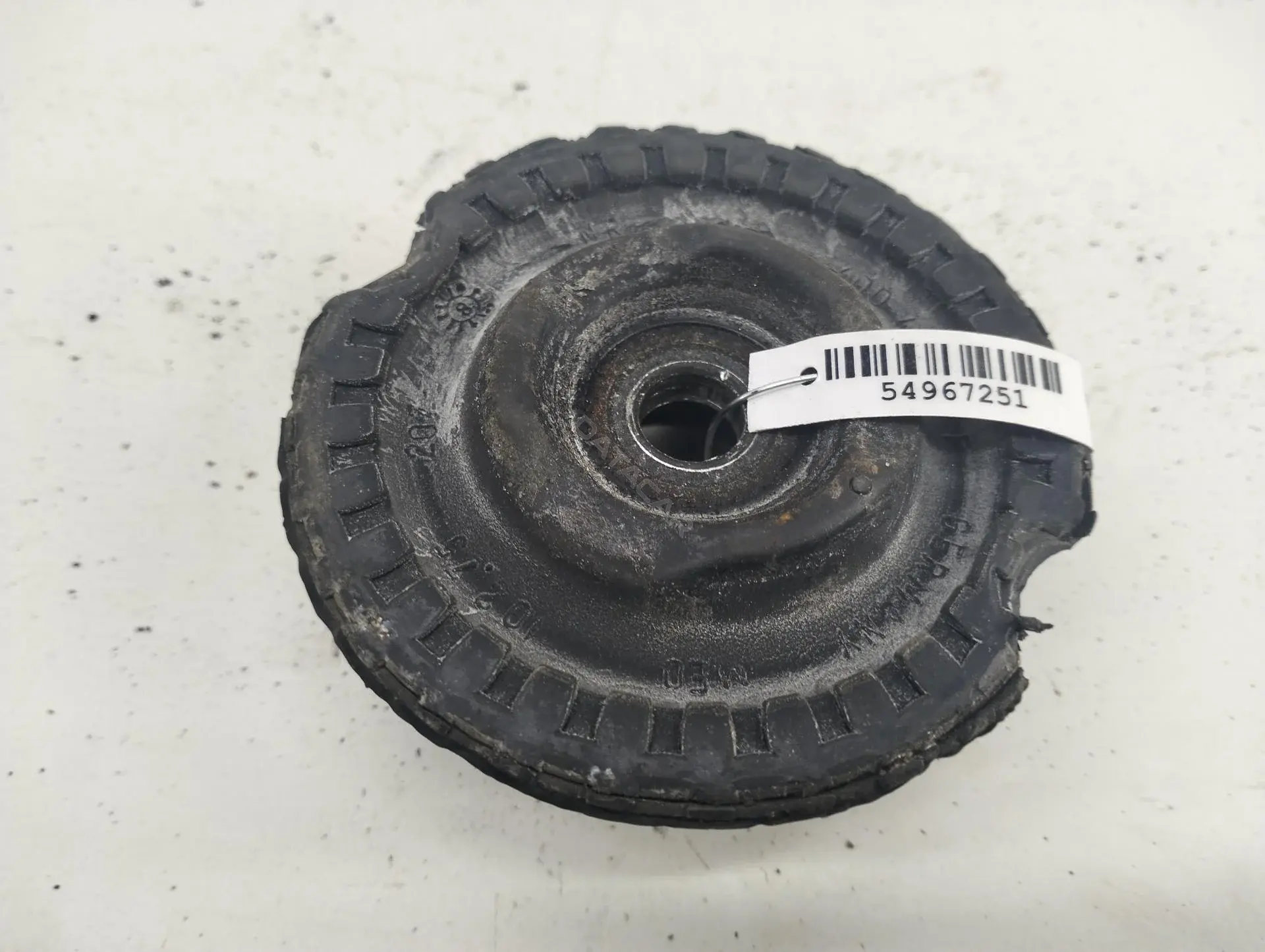 Опора амортизатора 4D0412377F