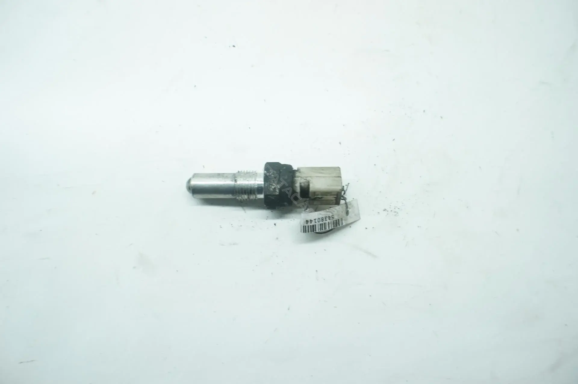 Датчик заднего хода PA46GF30