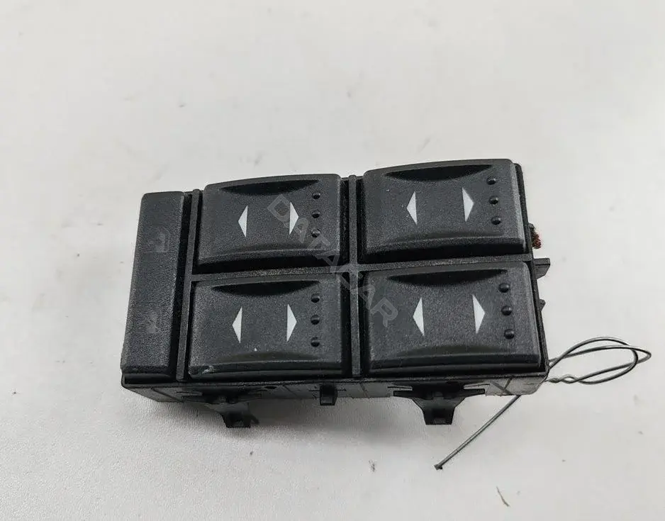Кнопка стеклоподъемника 3S7T14A132BA