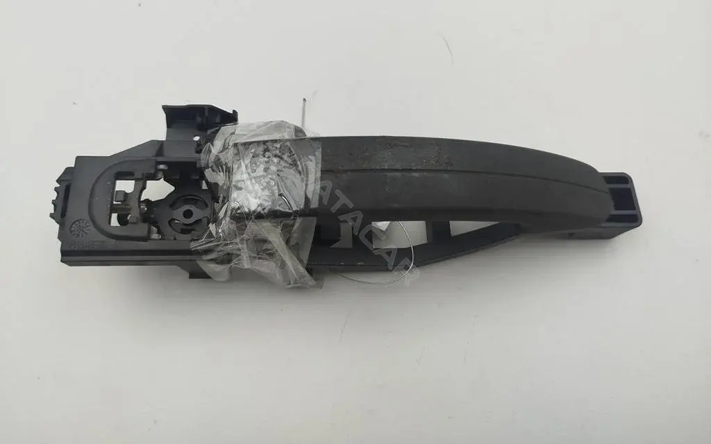 Ручка двери 3M51R224A36AD