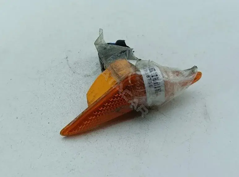 Повторитель передний XS4X13368A
