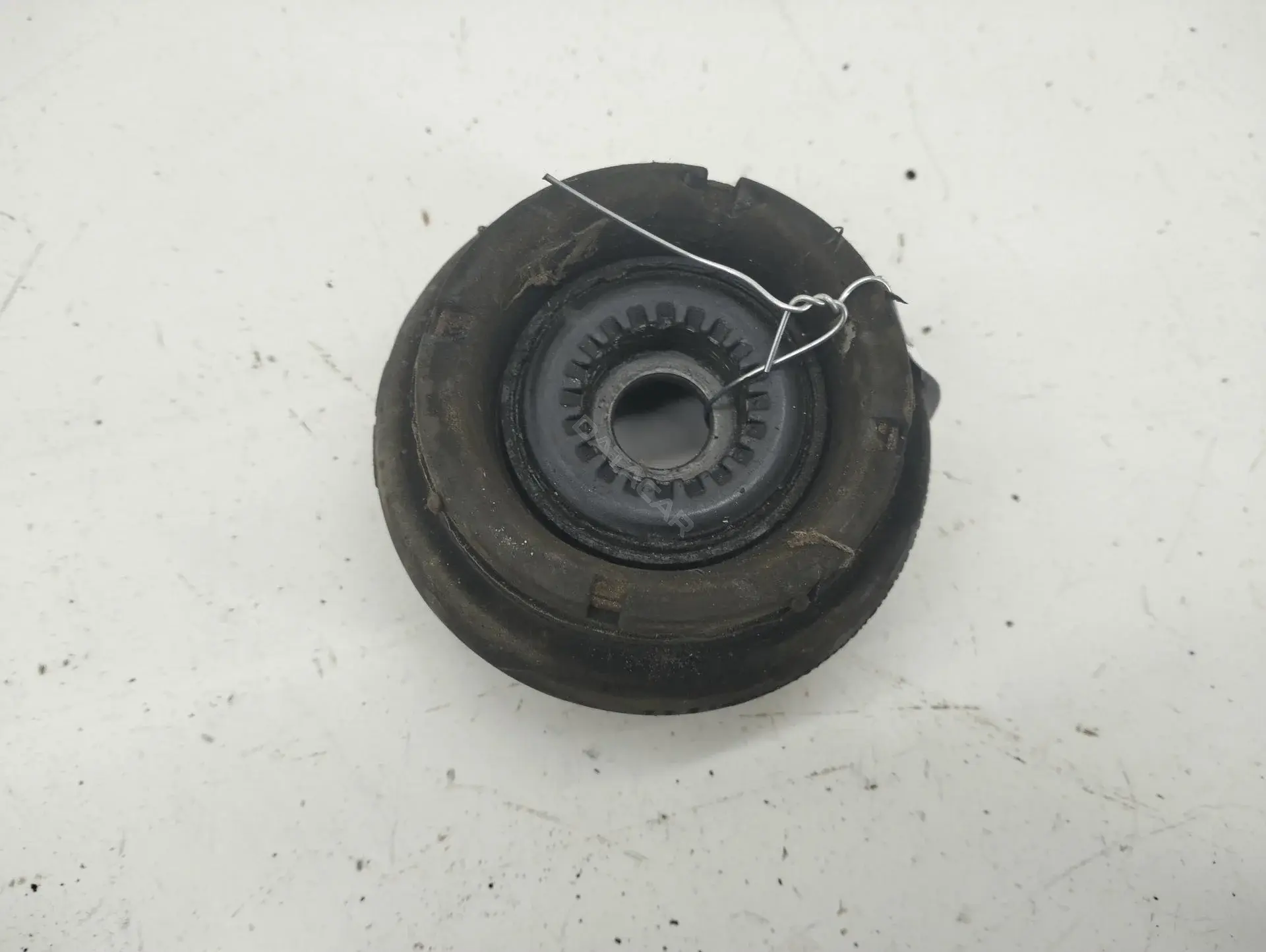 Опора амортизатора 1J0412331C