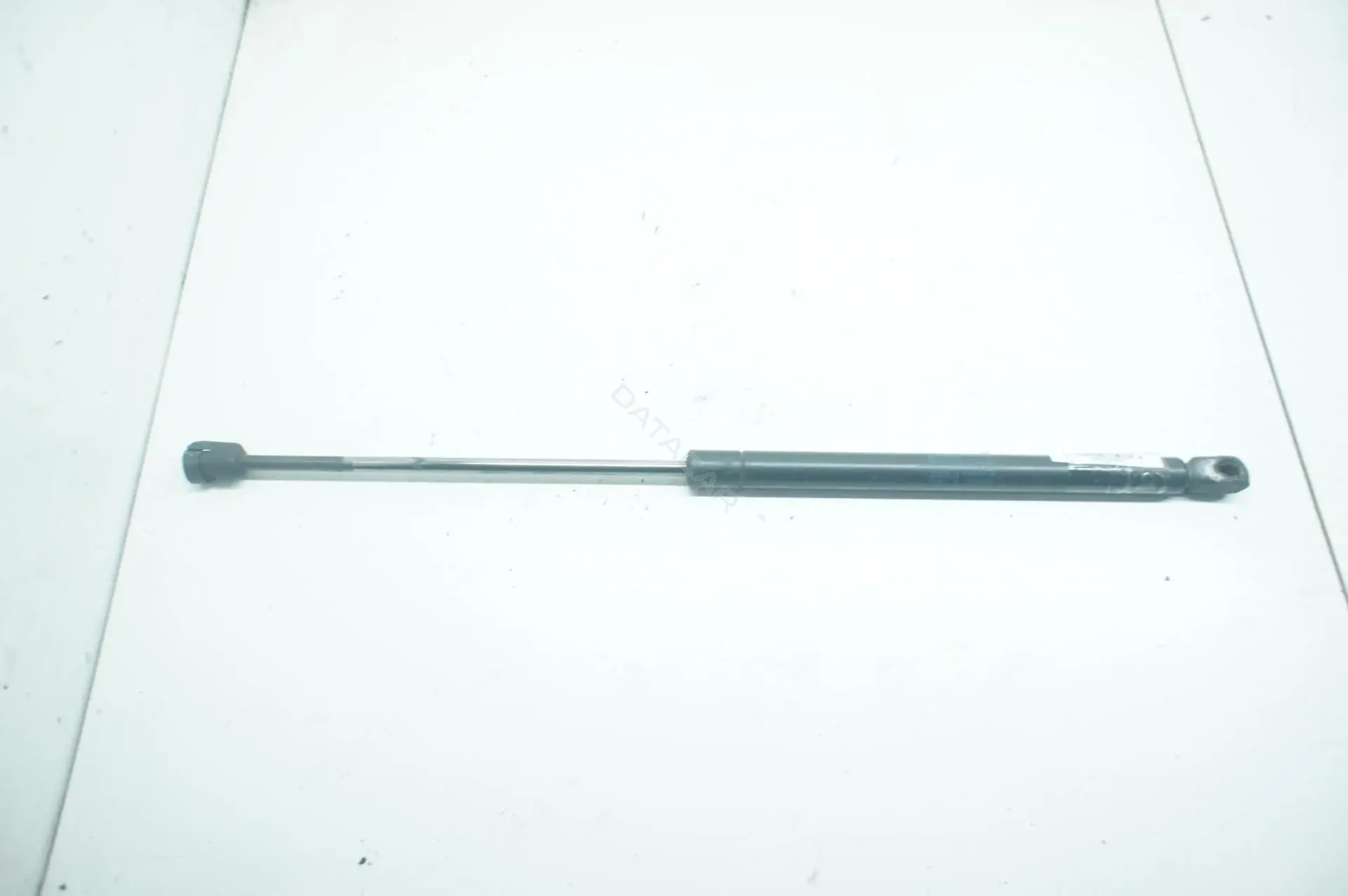 Амортизатор крышки багажника, капота, заднего стекла 1152RM0550N