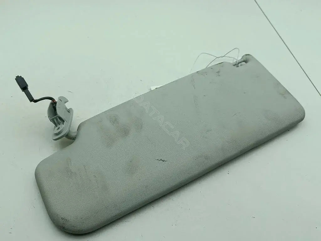 Козырек солнцезащитный 3B0857552A