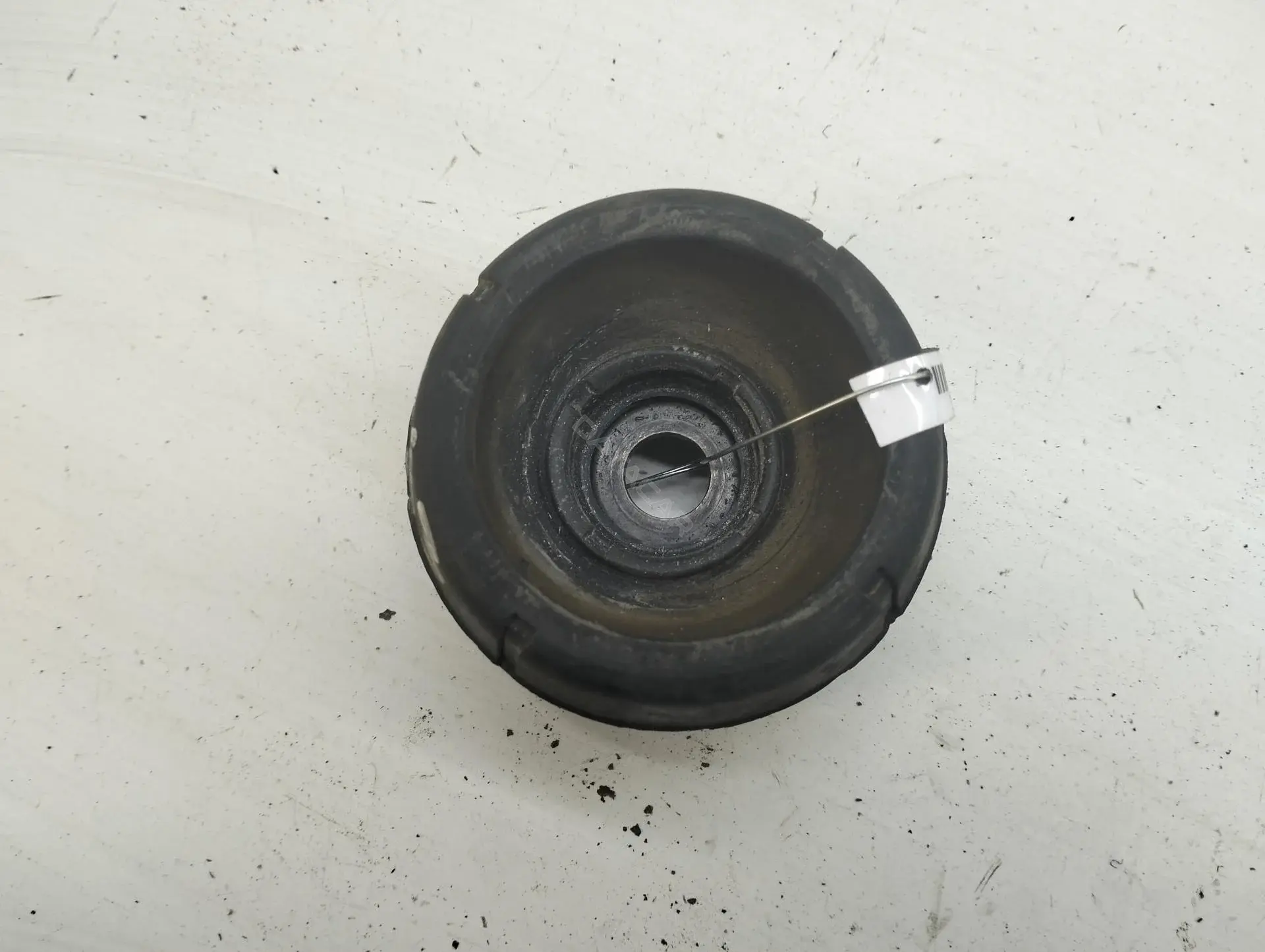 Опора амортизатора 1J0412331C