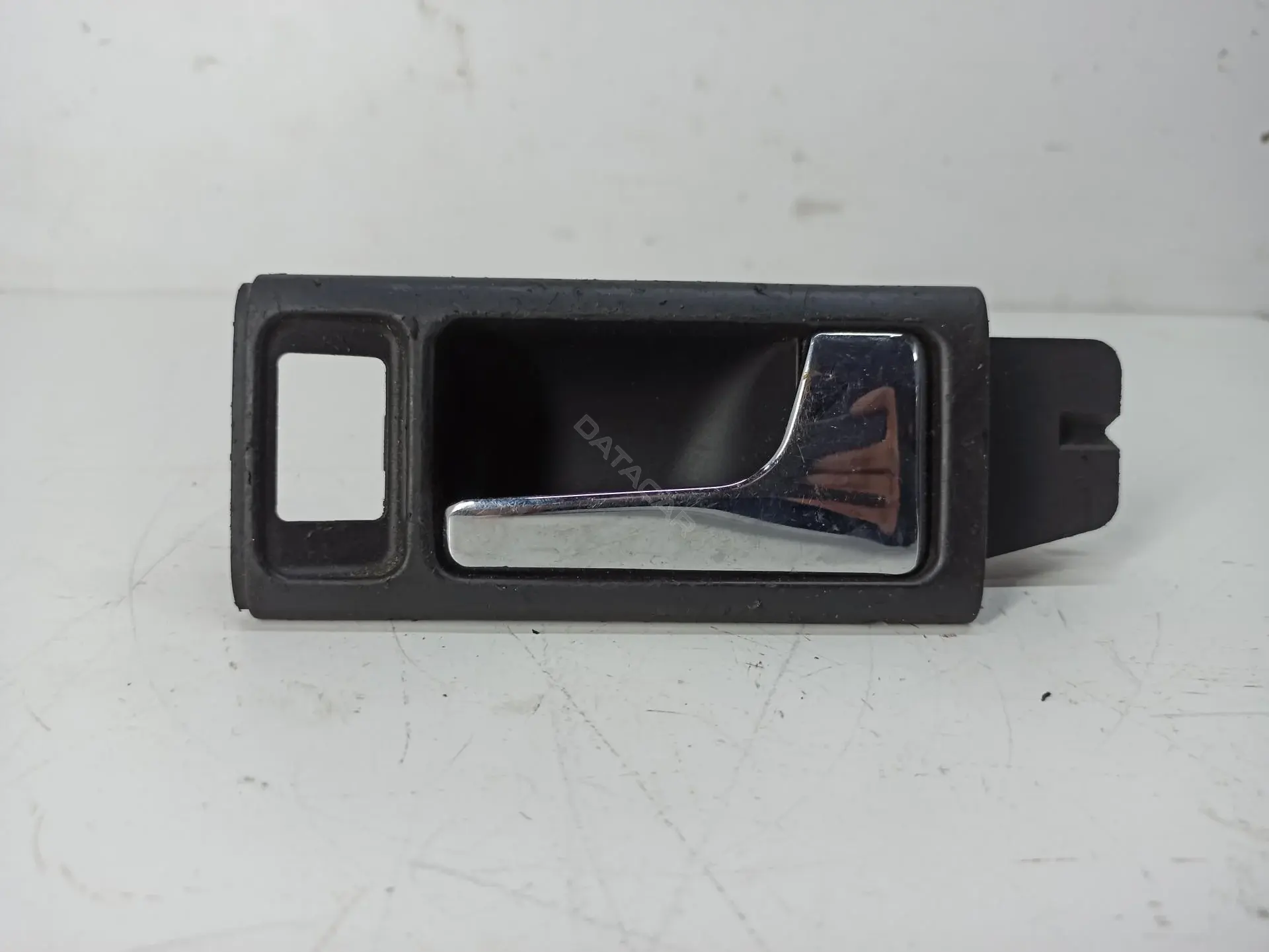 Ручка двери 4A0837020C