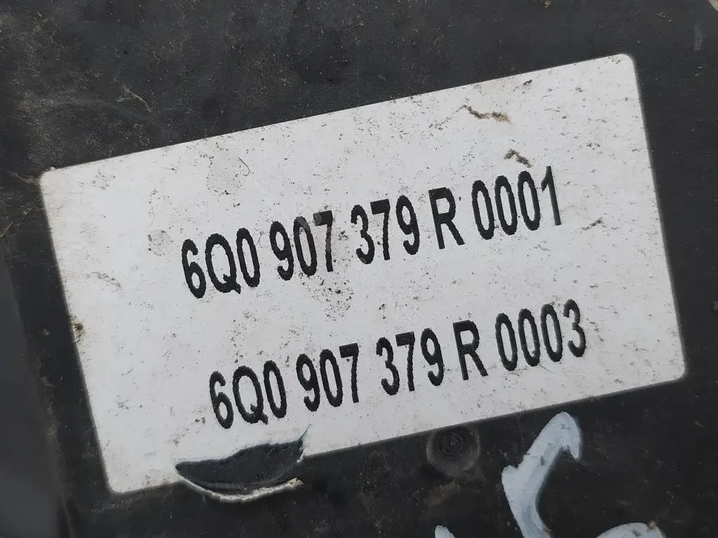 Блок управления АБС 6q0907379f