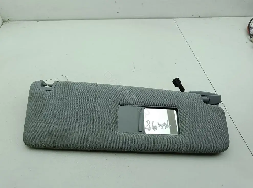 Козырек солнцезащитный 3d0857552f