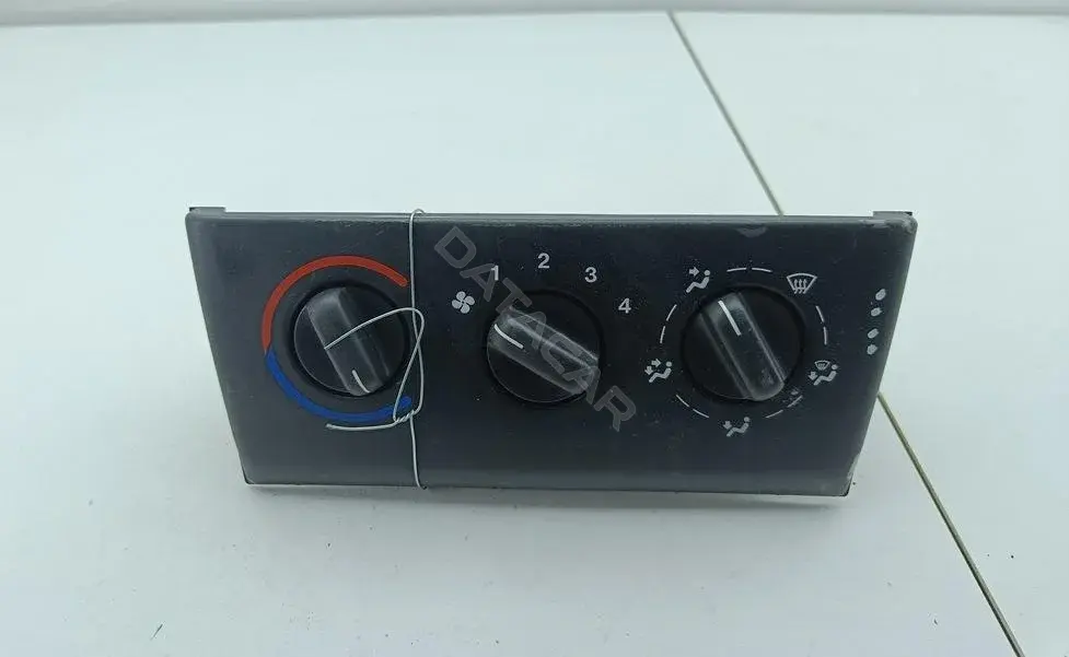 Переключатель отопителя 90463845