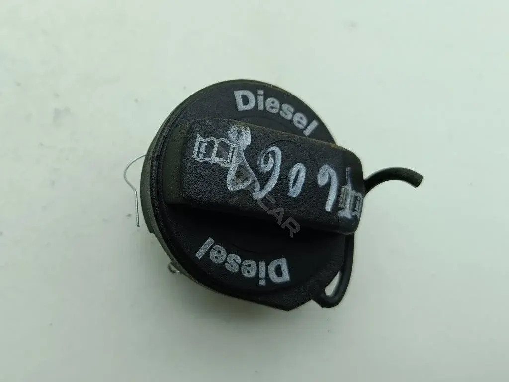 Крышка топливного бака 3D0201550L