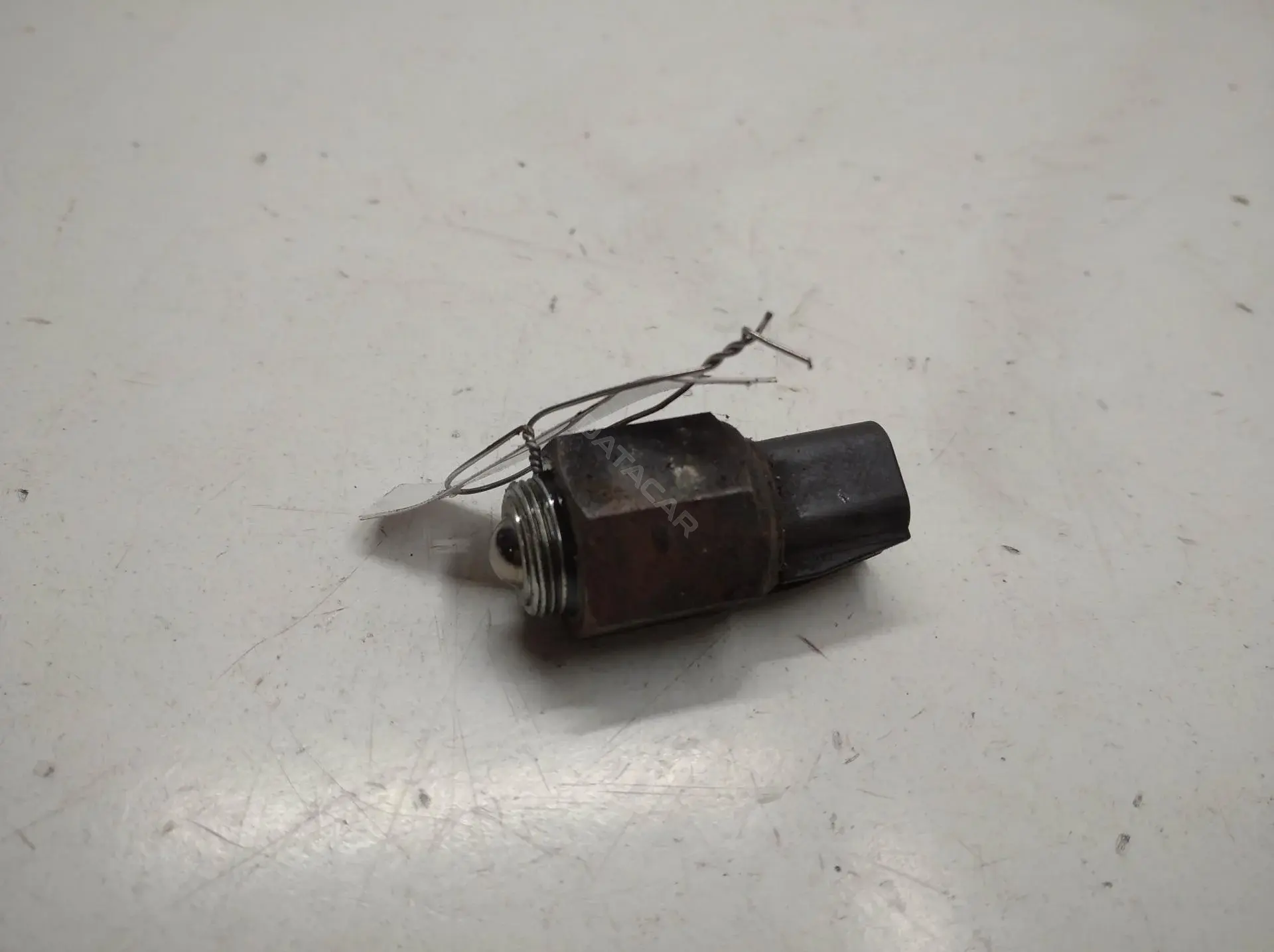 Датчик заднего хода PA46GF30