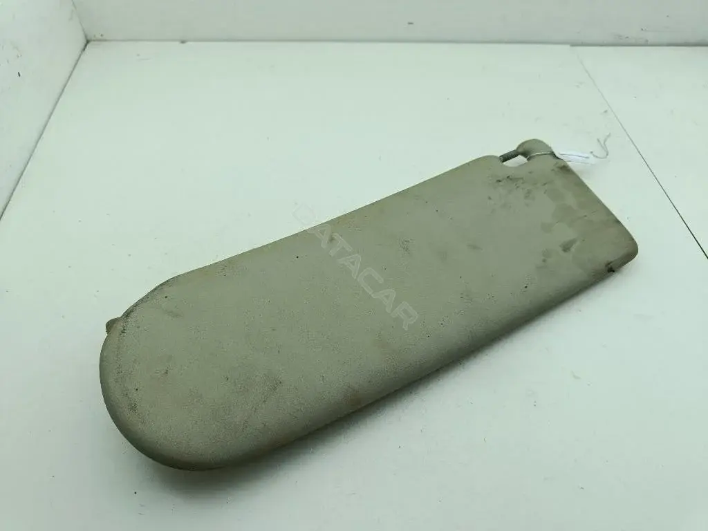 Козырек солнцезащитный 4A1857552
