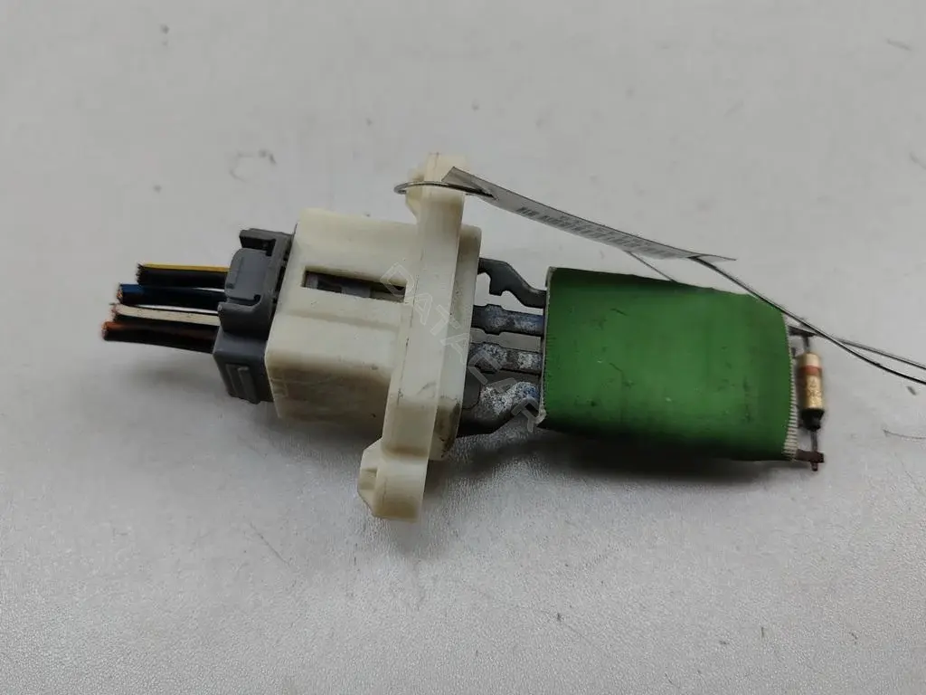 Резистор печки 3M5H18B647AC