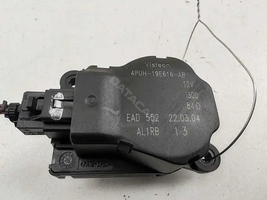 Мотор заслонки печки 4PUH129E616AB