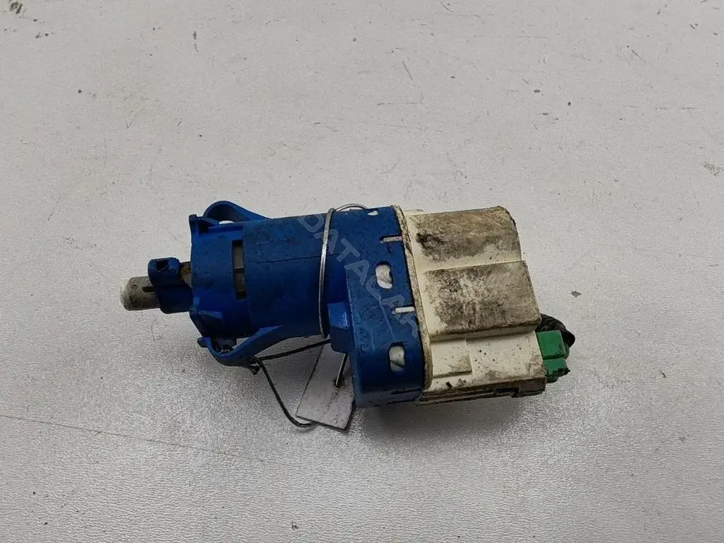 Датчик стоп сигнала 3m5t9c872ac