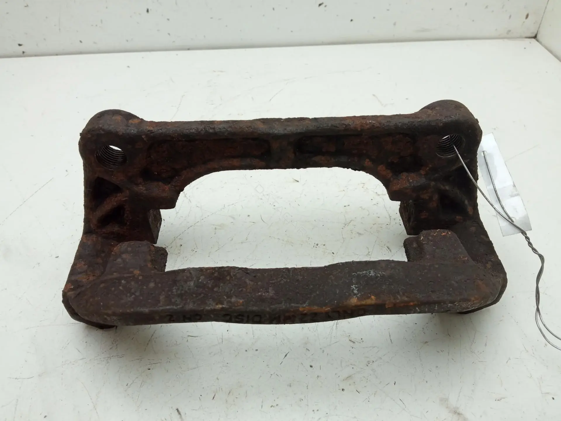 Скоба суппорта 54508658
