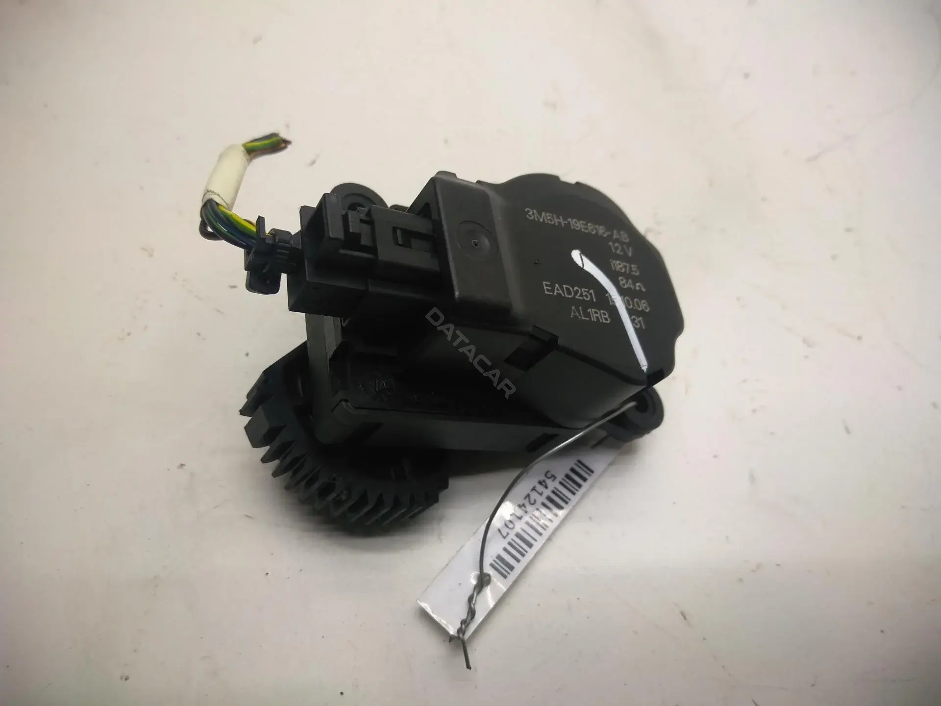 Мотор заслонки печки 3M5H19E616AB