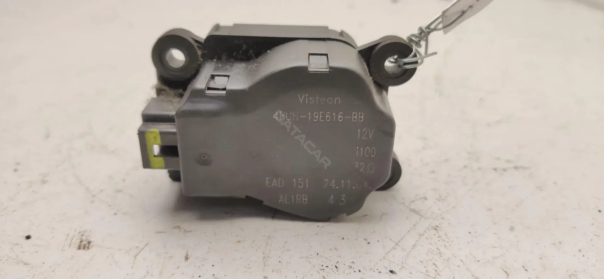 Мотор заслонки печки 4PUH-19E616-BB