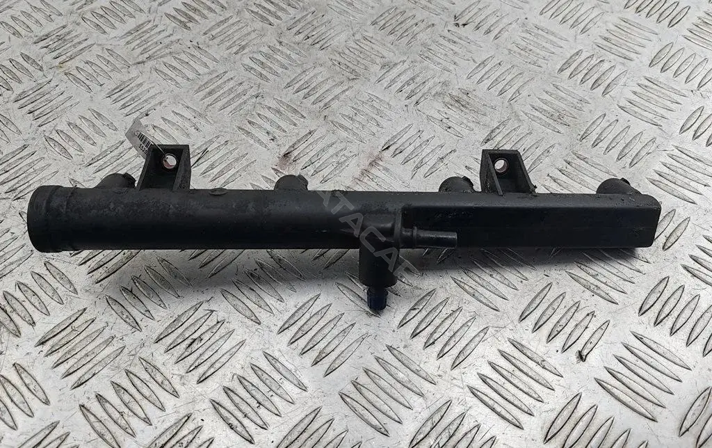 Топливная рейка 9628084680