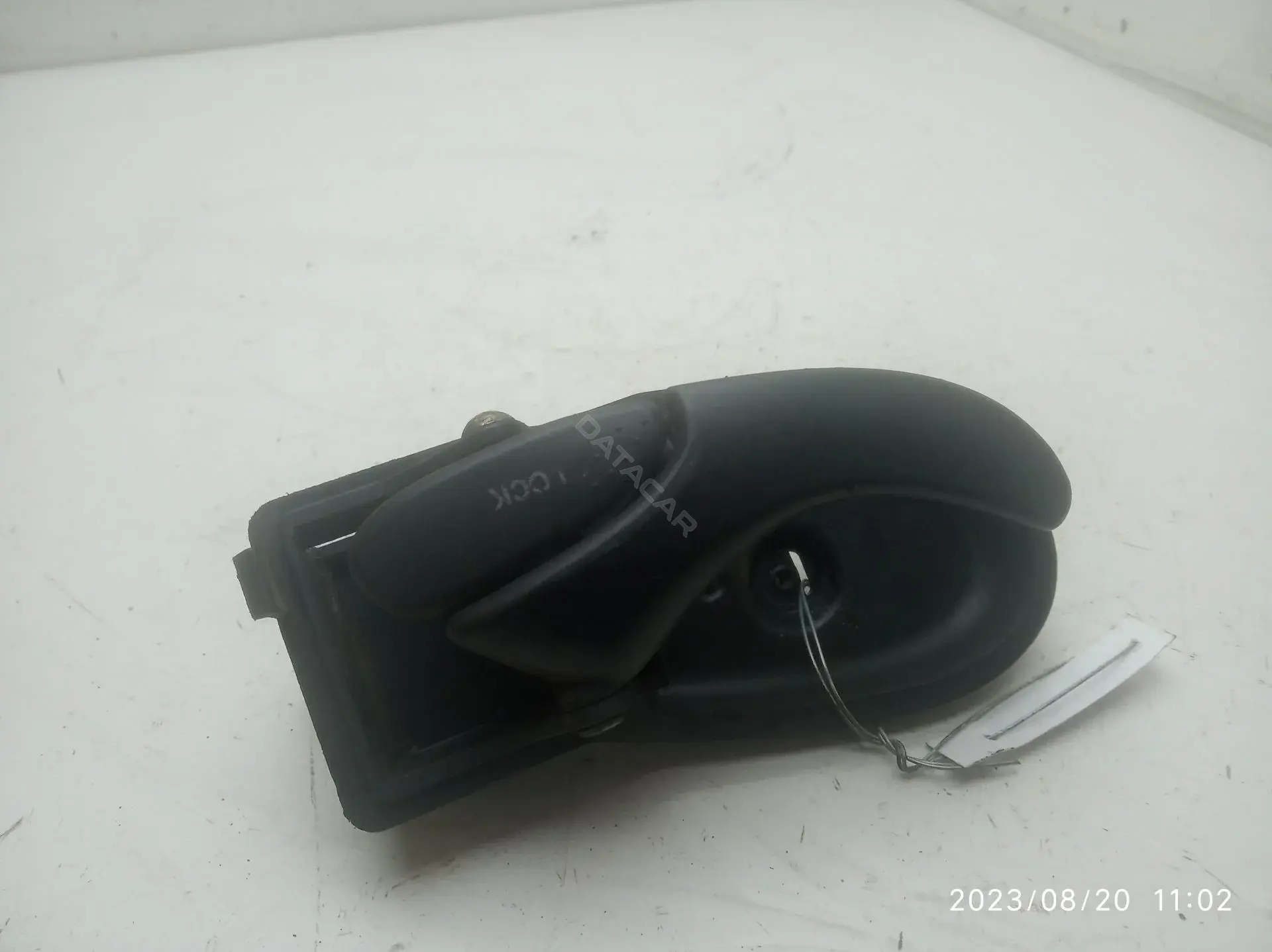 Ручка двери yc15v22600ab