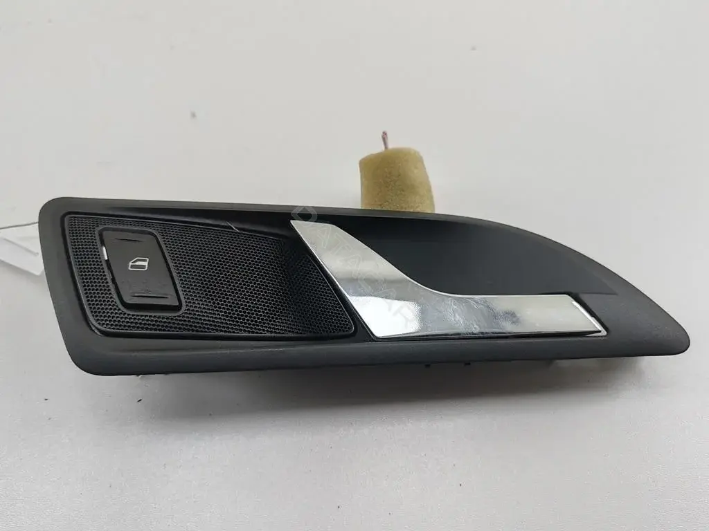 Ручка двери 1Z0839248