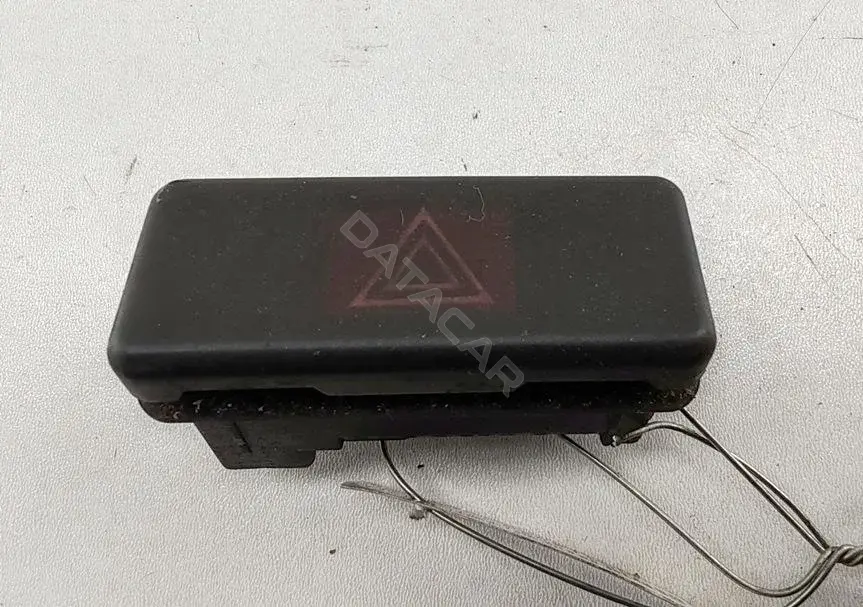 Кнопка аварийки 8350947