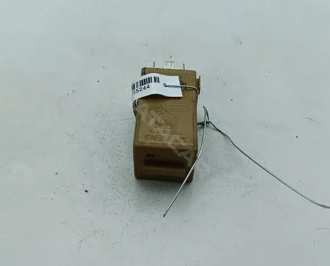 Реле стеклоочистителя 8384505