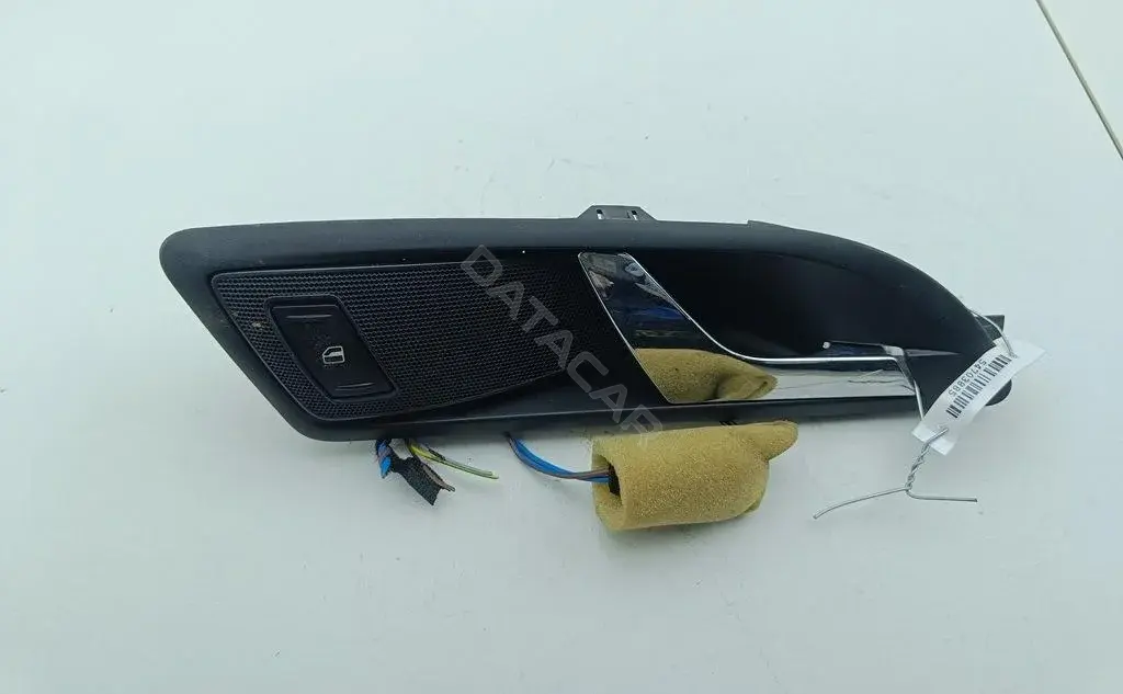 Ручка двери 1Z0837248