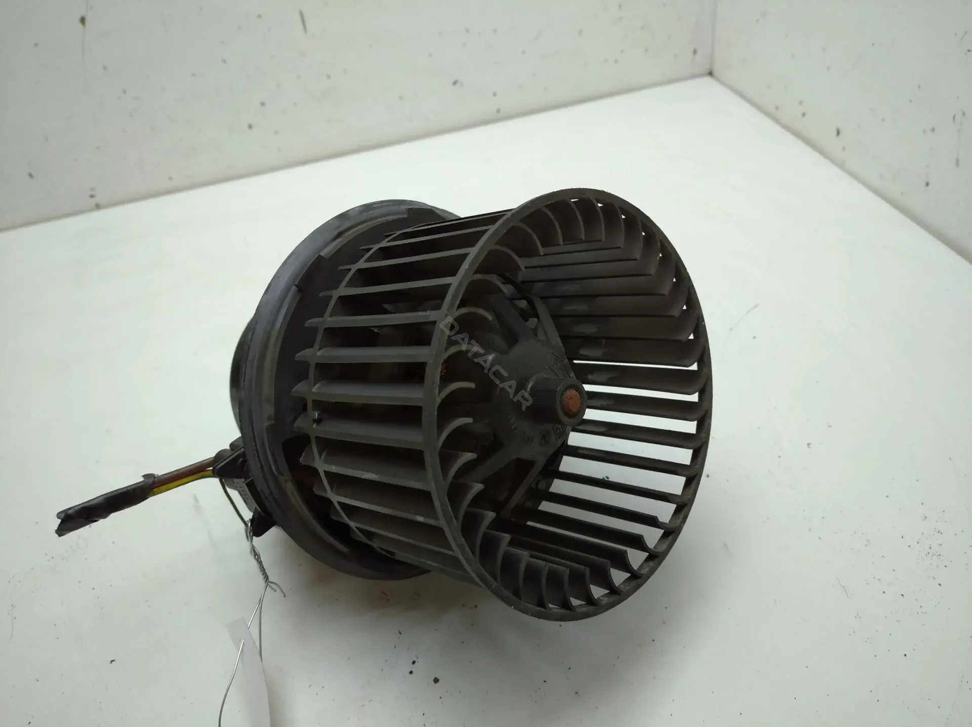 Моторчик печки 6c1h18456ba