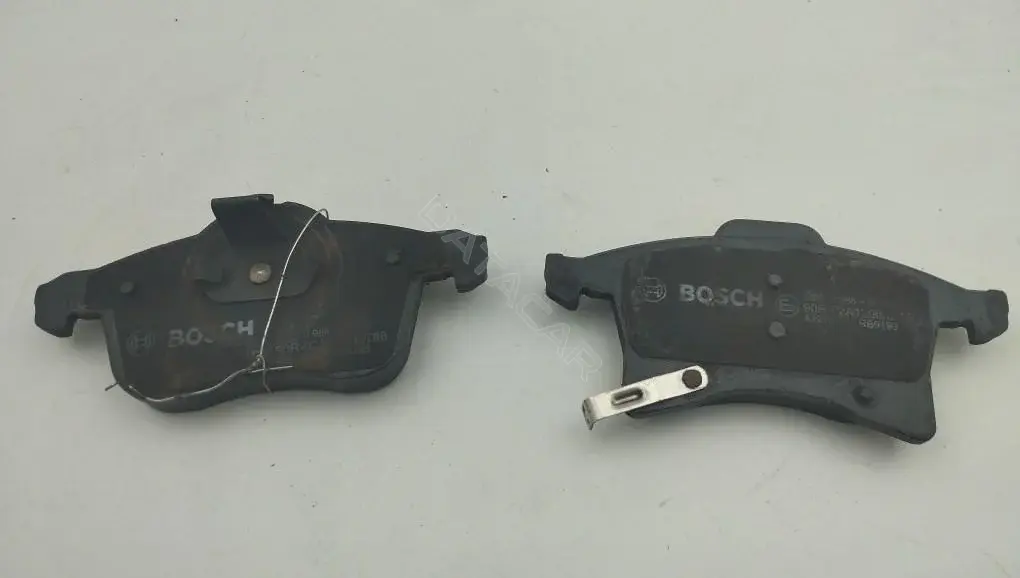 Тормозные колодки 90R02A1200