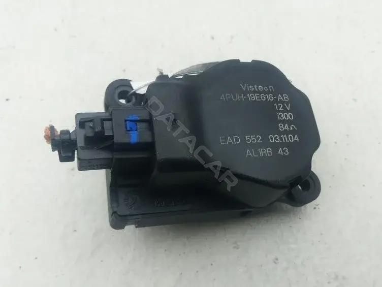 Мотор заслонки печки 4PUH19E616AB