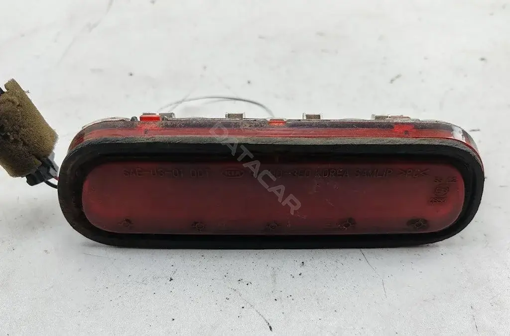 Фонарь стоп сигнала 927003E0