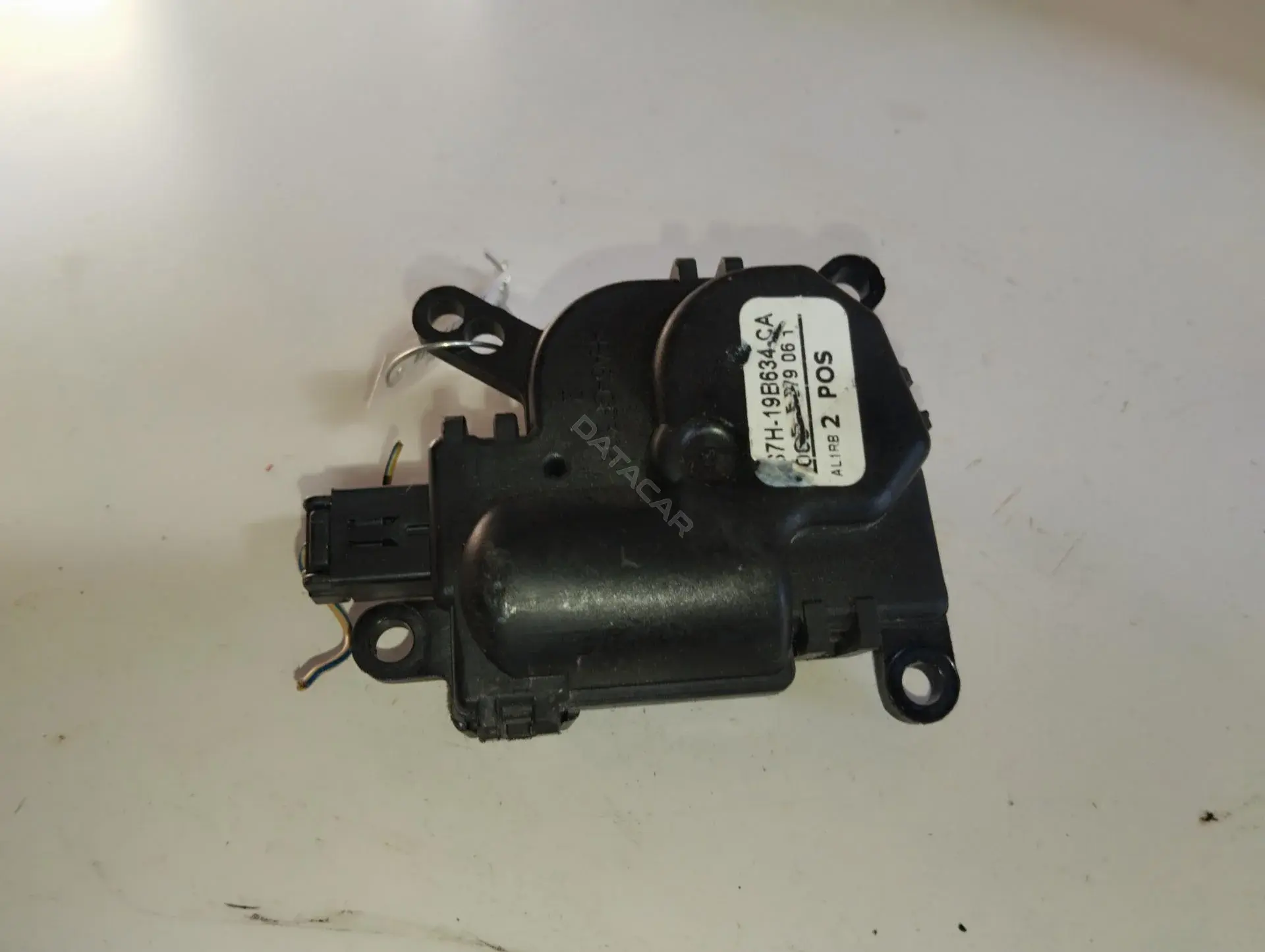 Мотор заслонки печки 1S7H19B634CA