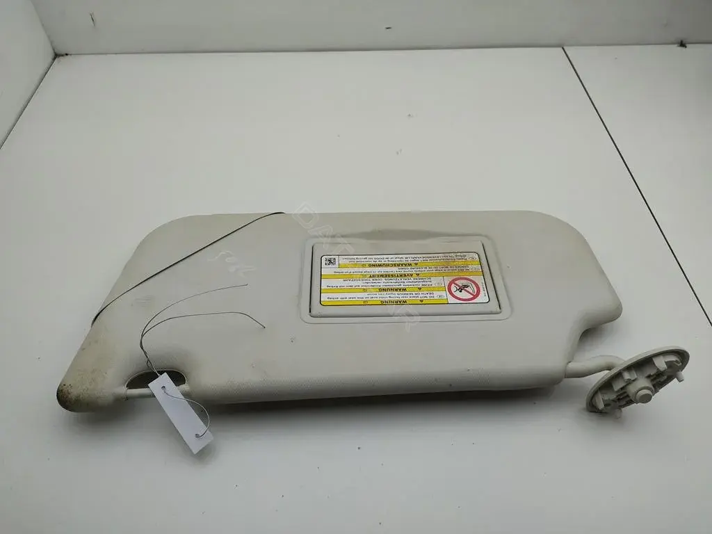 Козырек солнцезащитный 1769420 / BM51-A04100-AC3AM1