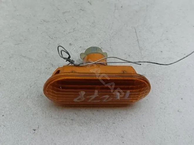 Повторитель передний 2S6A13K354AD