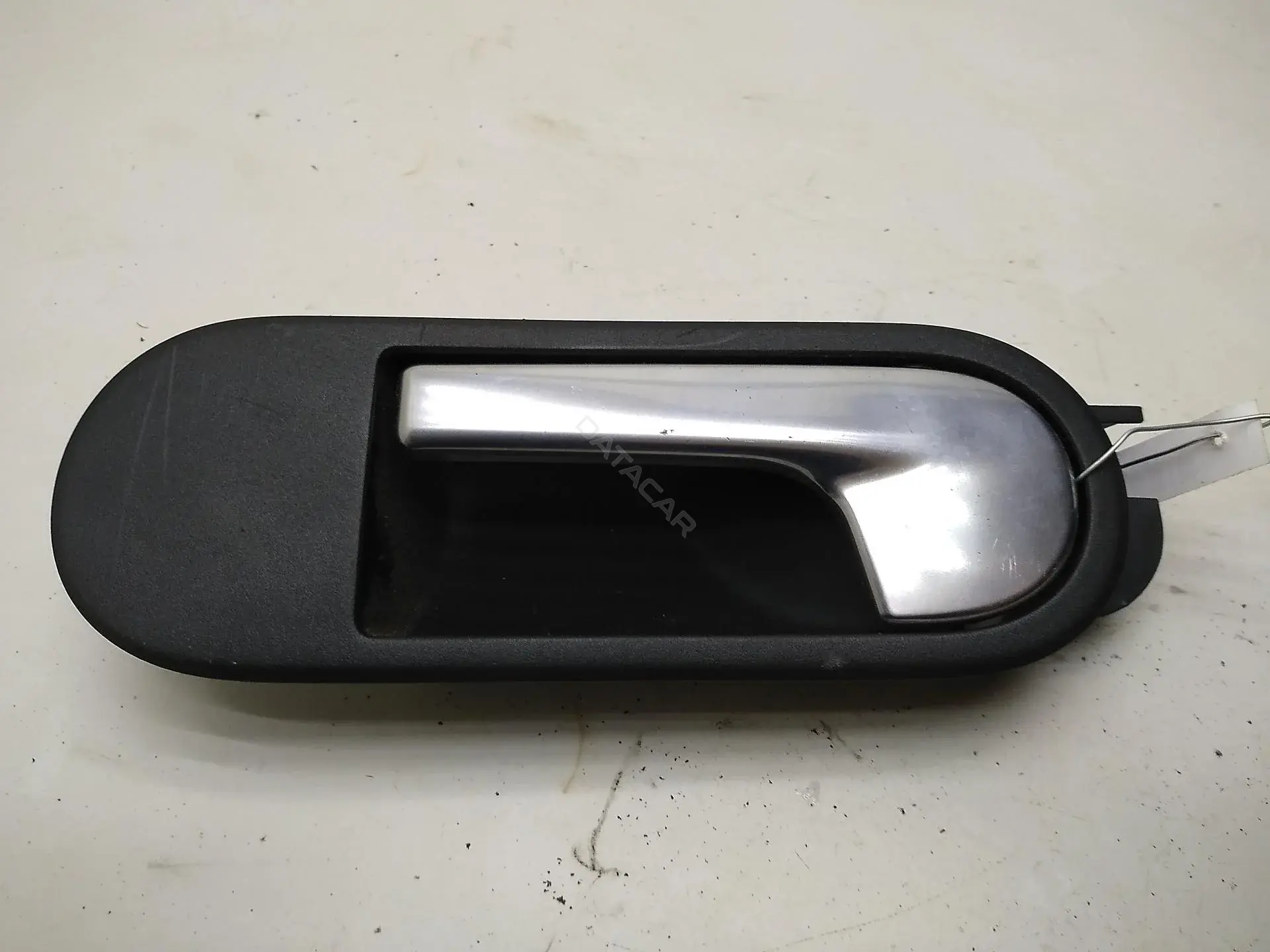 Ручка двери 5M0837113