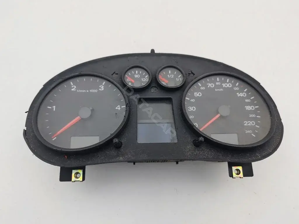 Панель приборов 8Z0920900