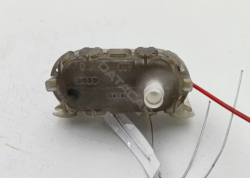 Актуатор лючка топливного бака 4D0862153A