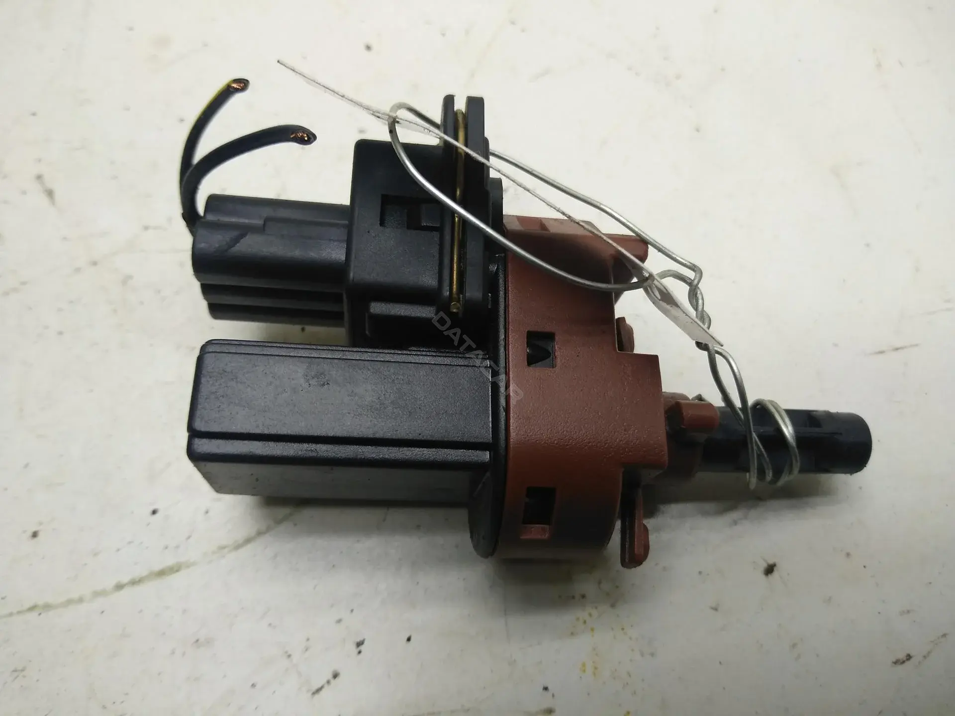 Датчик стоп сигнала 2S6T70634AA