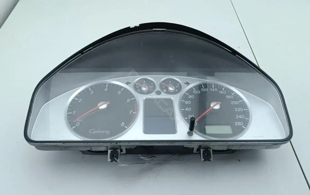 Панель приборов 7M5920820L