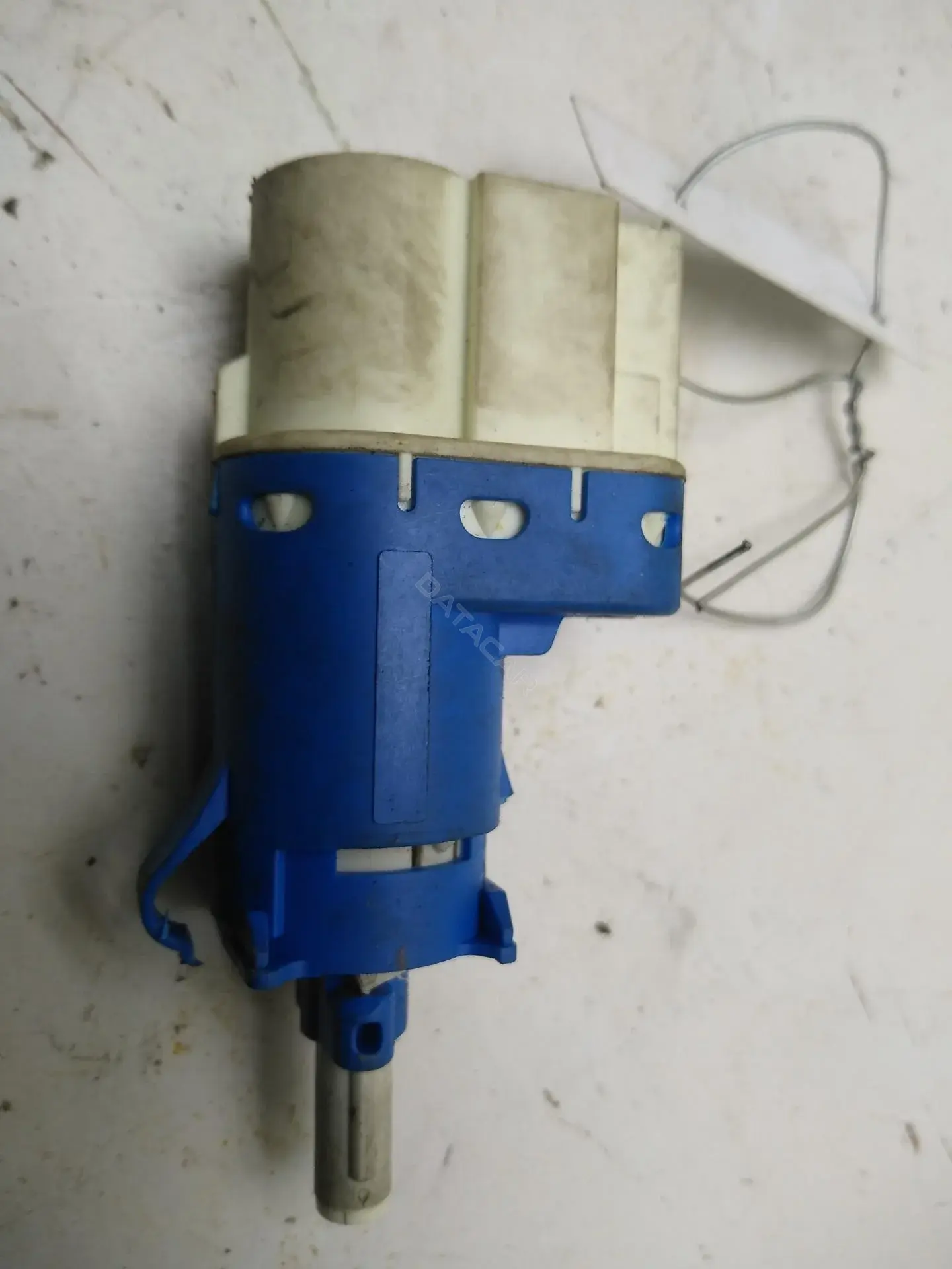 Датчик стоп сигнала 3M5T9C812AB