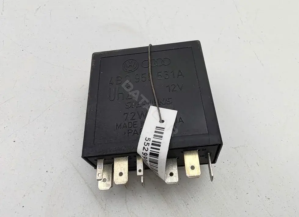 Реле стеклоочистителя 4B0955531A