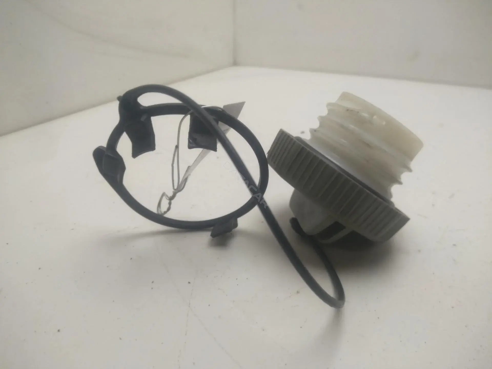 Крышка топливного бака GJ2B-42-250A
