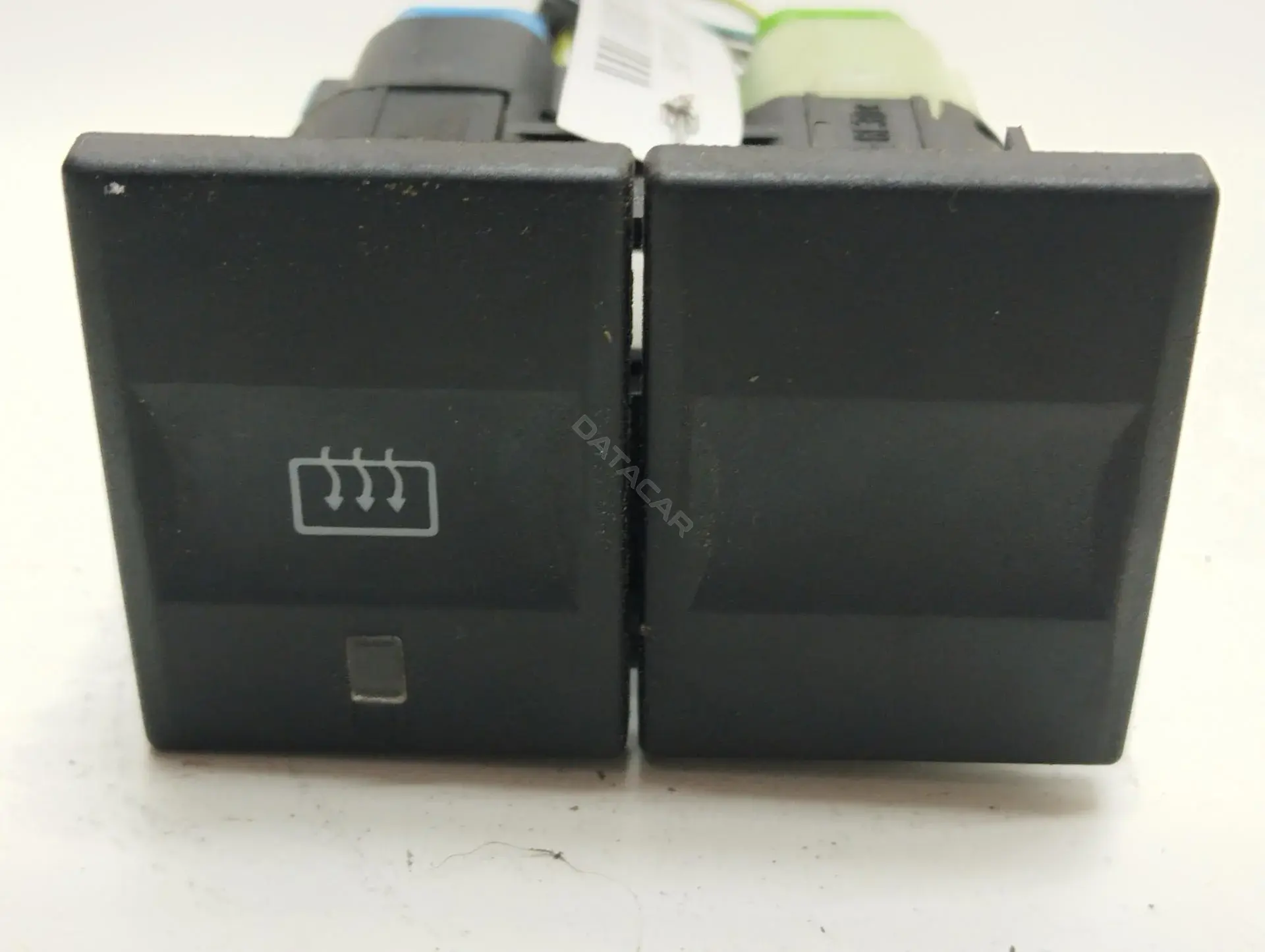 Кнопка обогрева стекла 1S7T18K574AA