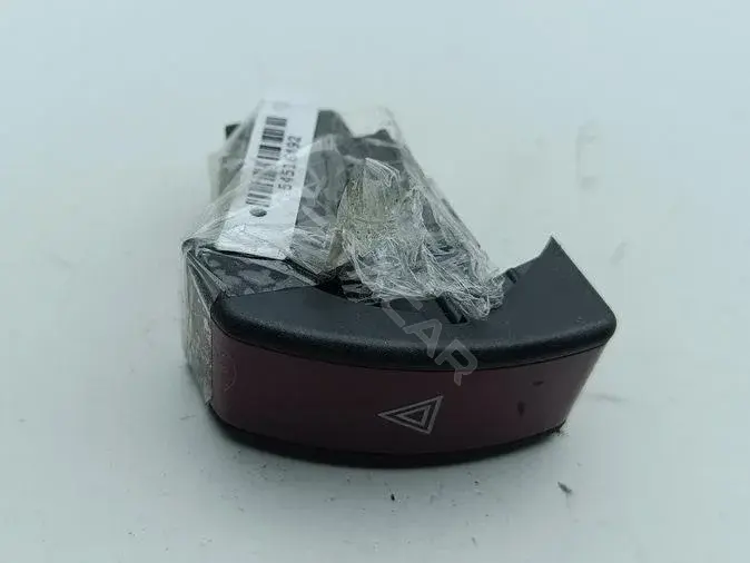 Кнопка аварийки 9164141